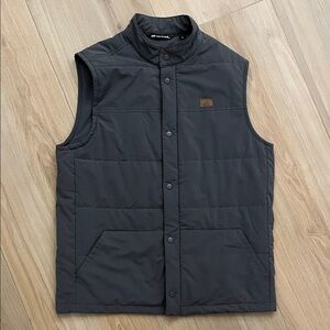 Travis Mathew Charcoal Quilted Vest